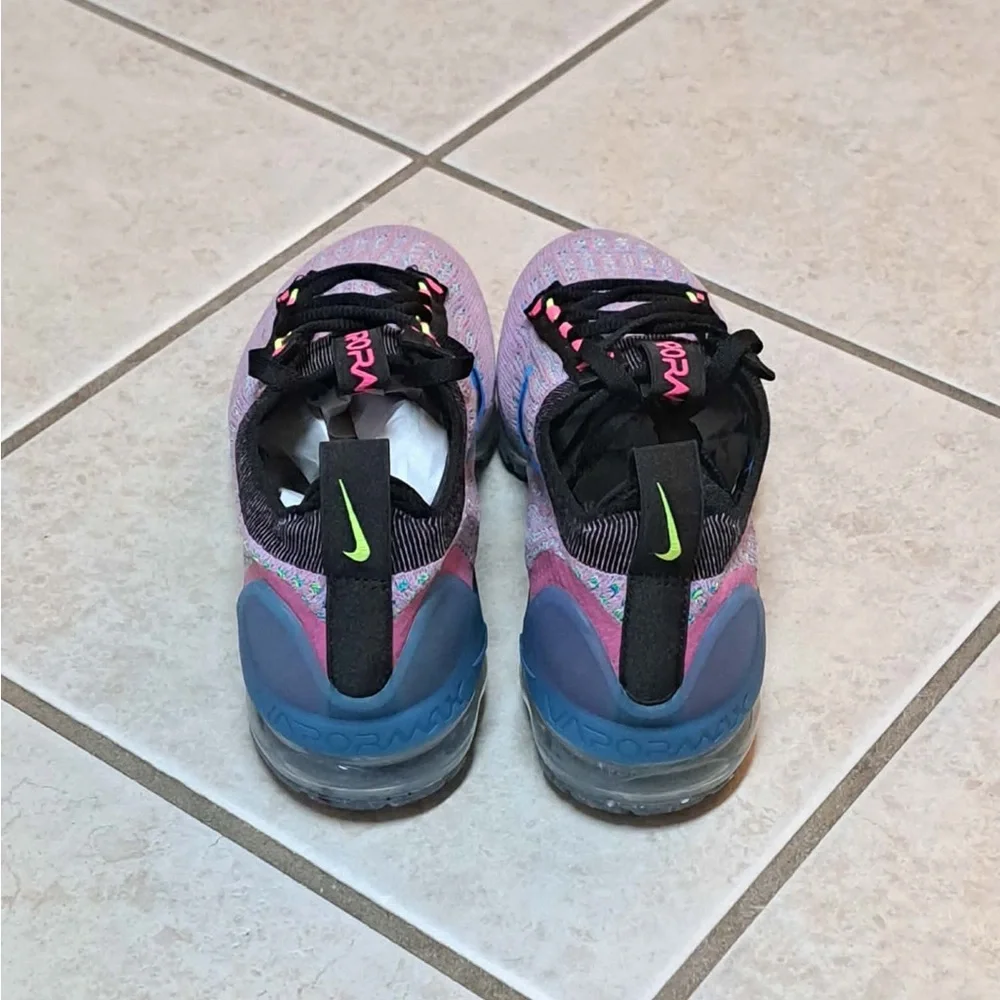 Nike Air Vapor Max 2021 Flyknit Nature Pink Blast - Women's size 5.5 - Picture 9 of 10